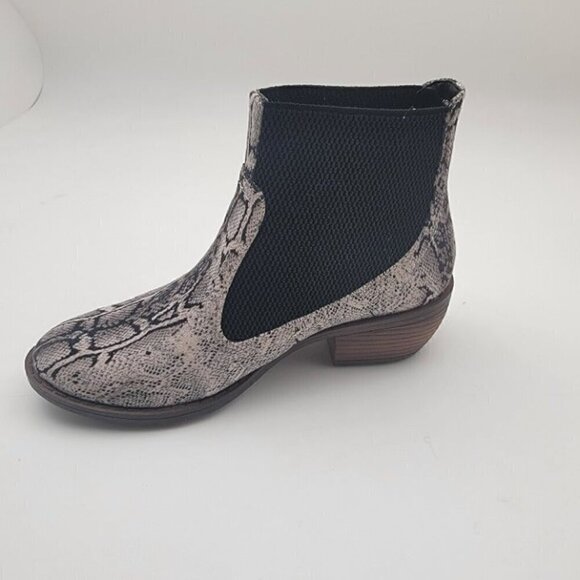Boutique by Corky's  slip on snake skin print booties Size 8 - Picture 4 of 6